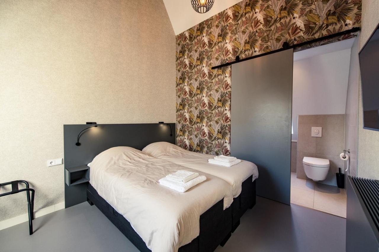 Hotel Breeze Ameland Hollum  Esterno foto