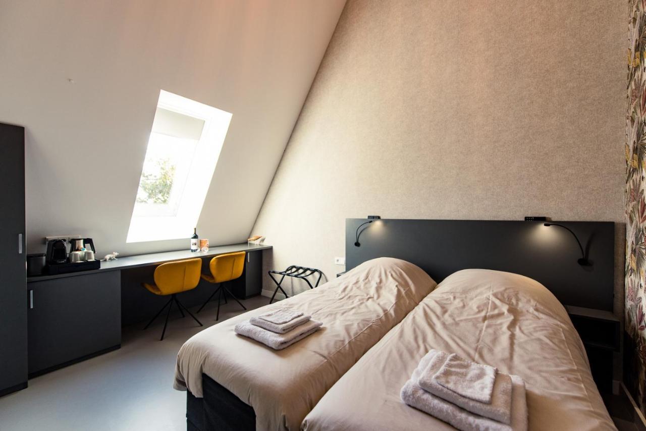 Hotel Breeze Ameland Hollum  Esterno foto