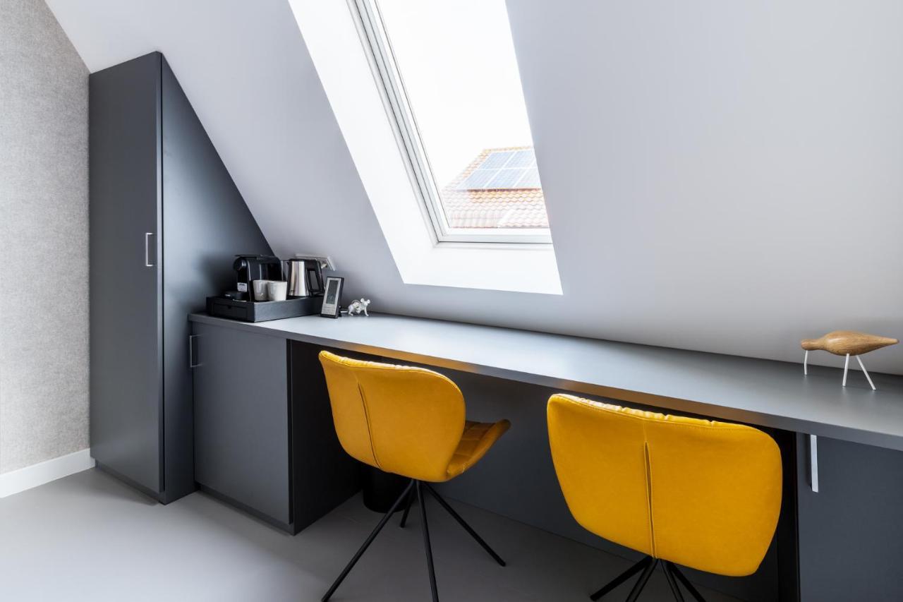 Hotel Breeze Ameland Hollum  Esterno foto