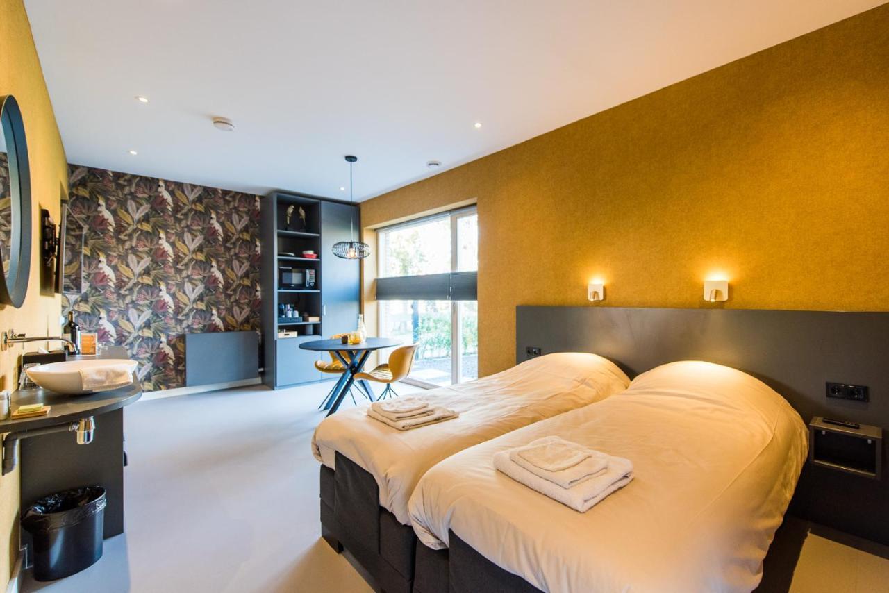 Hotel Breeze Ameland Hollum  Esterno foto