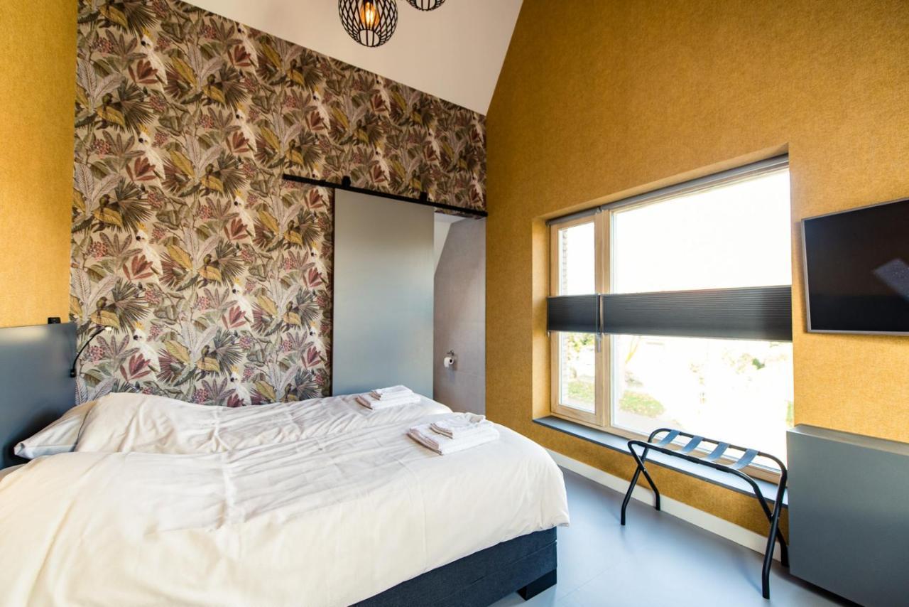 Hotel Breeze Ameland Hollum  Esterno foto