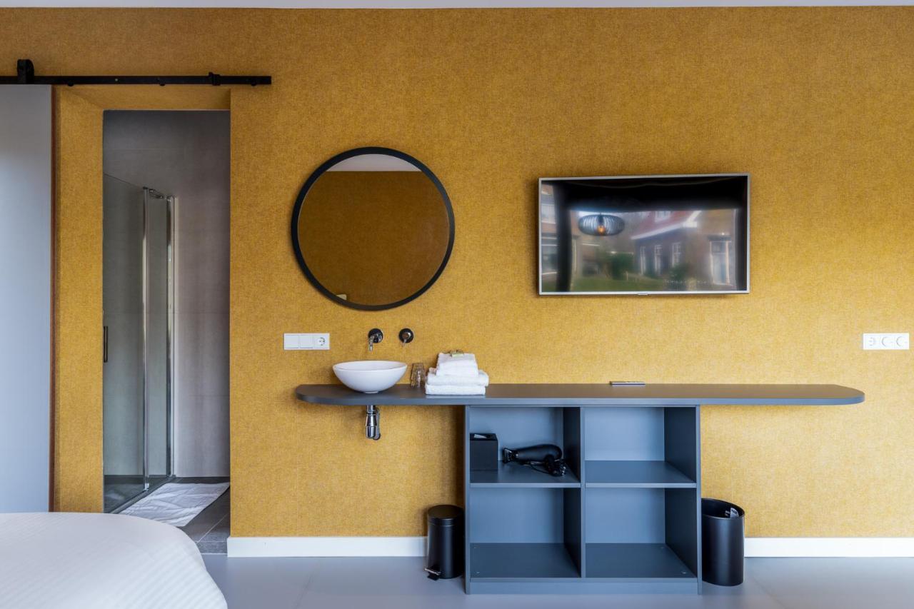 Hotel Breeze Ameland Hollum  Esterno foto