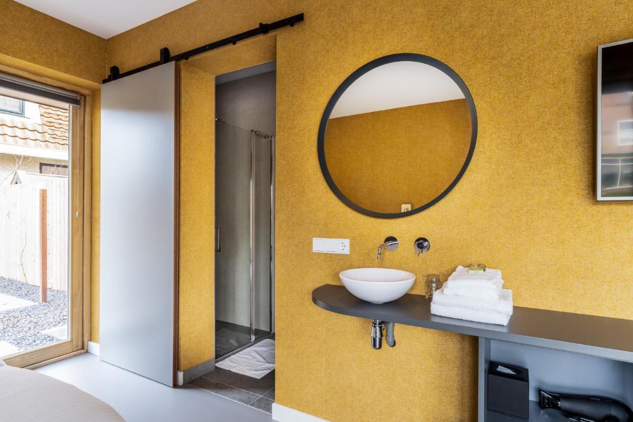 Hotel Breeze Ameland Hollum  Esterno foto